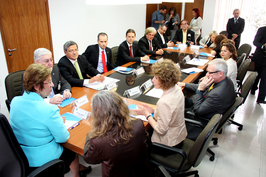 Comitiva alemã visita governadora Rosalba Ciarlini‏