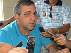 Roberto Germano começa a montar equipe de transição nesta segunda