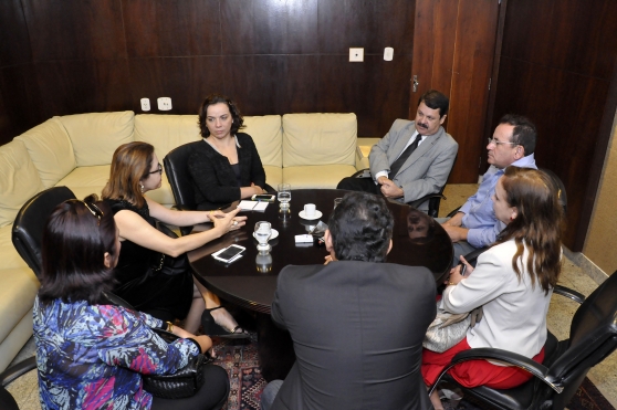 Ricardo Motta recebe comissão de delegados da PolÃcia Civil
