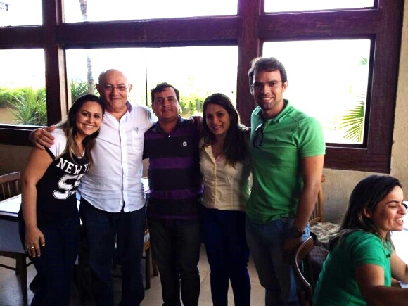 Vivaldo almoça com deputada Gesane Marinho e recebe novos apoios no Trairi e Potengí