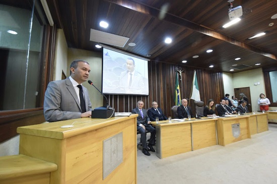 Assembleia Legislativa homenageia maçonaria em sessão solene