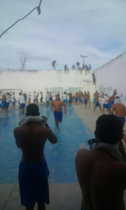 Alcaçuz: Detentos fazem quebra-quebra no interior do PresÃdio