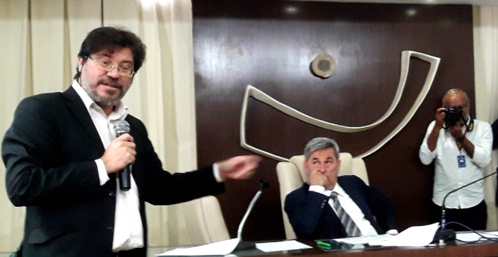 Aldemir Freire apresenta demonstrativo de contas do governo de FÃ¡tima Bezerra