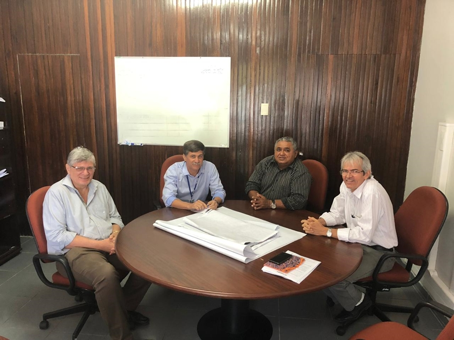 Prefeito de MacaÃba vai ao DNIT para tratar da iluminação da BR-304 e outras obras