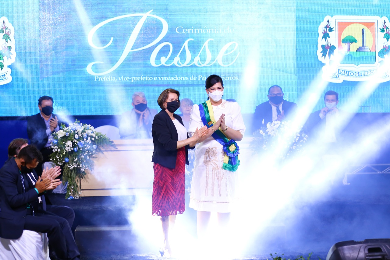 9531788A 9907 4261 9DB9 3DECD7E6F3D0 Sessão solene para a posse da Prefeita Marianna Almeida e Vice-prefeito, Renato Alves