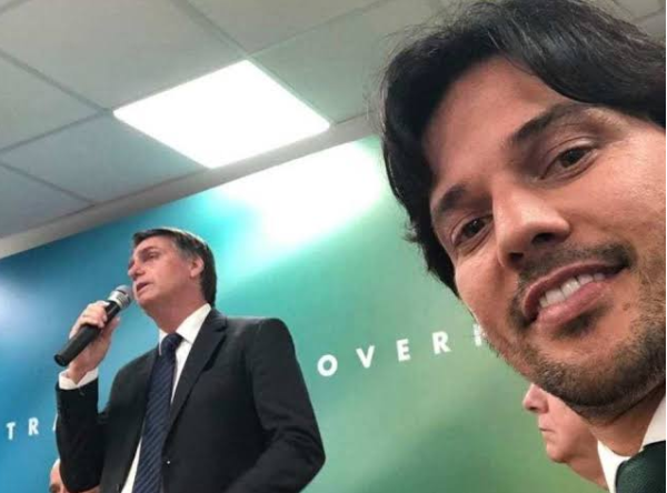 fabio e bolsonato insta 1 Fábio Faria quer atrair os holofotes