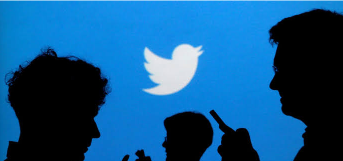 tirou o galego Ações do Twitter caem 7% após rede social banir Trump