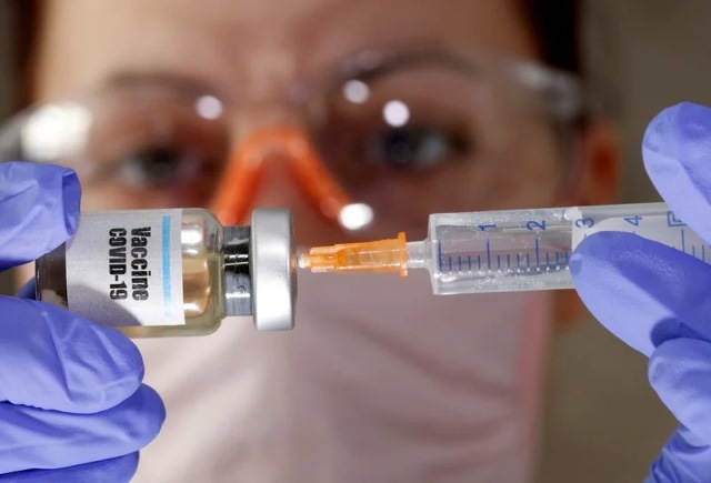 vacina pfizer coronavirus covid 19 Nem Bolsonaro, nem Doria: brasileiros atribuem vacinação a laboratório