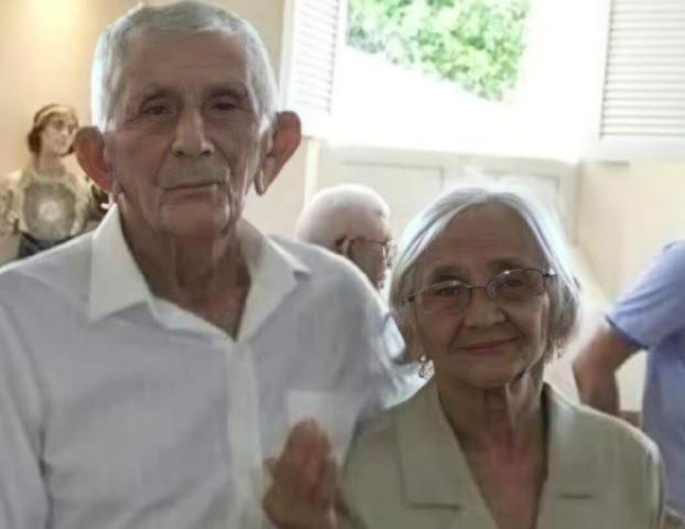 casal 1 Com 60 anos de casados, casal morre de Covid com 5 horas de diferença em São João do Sabugi (RN)