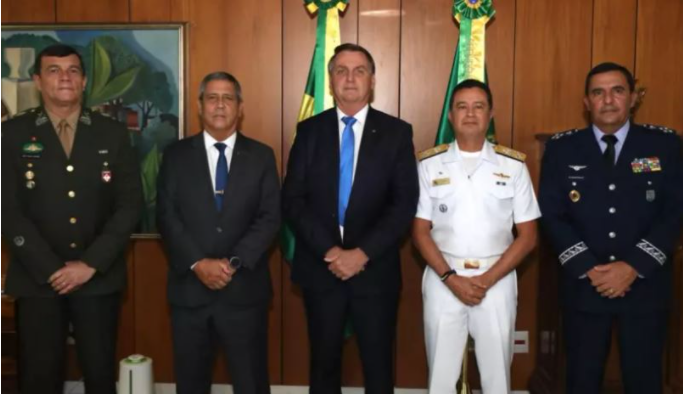 os novos ministros Bolsonaro define novos comandantes de Exército, Marinha e Aeronáutica