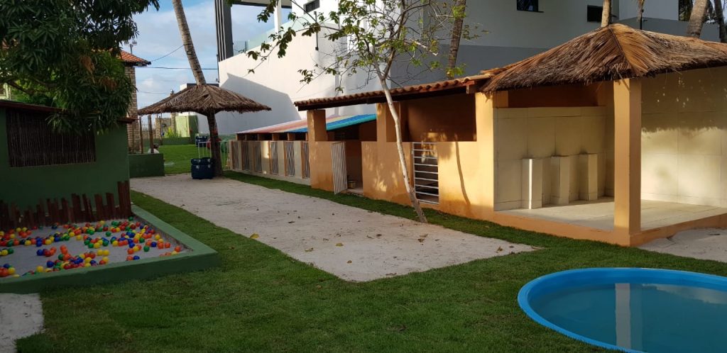 cantinho do carai Bom pra cachorro: primeiro resort para pets do RN é inaugurado em São Miguel do Gostoso (RN), com opções de lazer que vão de piscinas a "cãominhadas"
