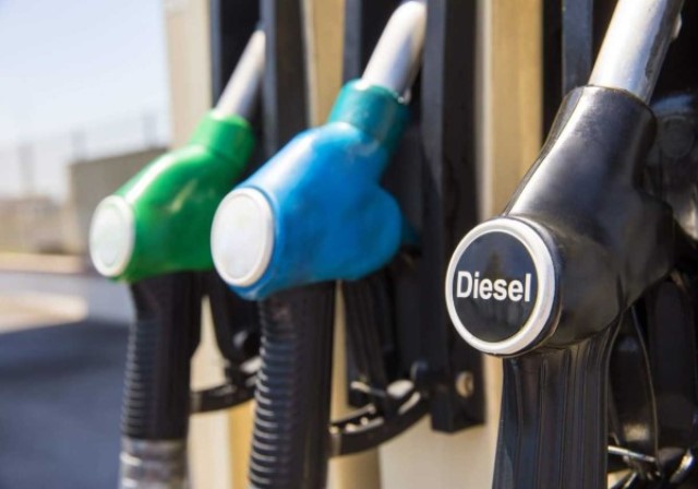 combustiveis diesel Petrobras anuncia redução em R$ 0,08 no preço do diesel nas refinarias