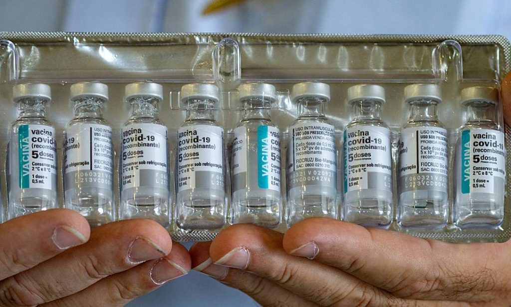 xastrazeneca.jpg.pagespeed.ic .Y DG8tWfge Fiocruz entrega 6,5 milhões de doses da vacina da AstraZeneca nesta sexta, a maior até agora