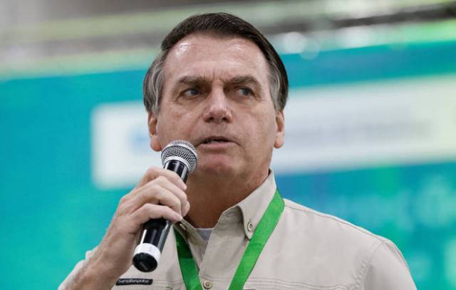 CRÉDITOS PARA FAMÍLIAS E EMPRESAS, Bolsonaro sanciona lei que facilita crédito a famílias e empresas