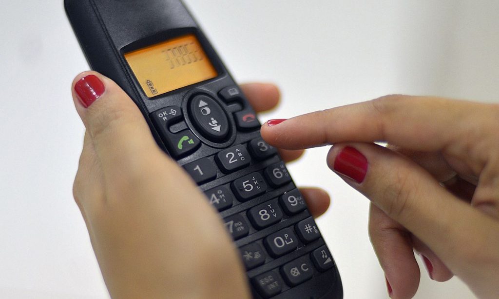 Anatel quer prefixo 0303 em ligações de telemarketing para consumidor identificar antes de atender
