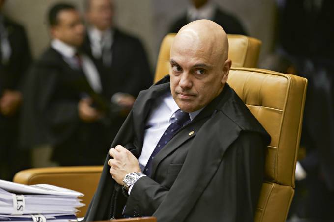 Moraes mandou prender Jefferson sem consultar ministros do STF