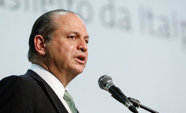 CPI da Covid quebra sigilo de dados de lÃder do governo na Câmara