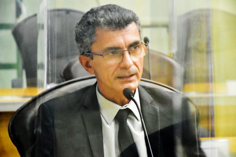 LÃder do governo de Fátima Bezerra é favorável à aliança do PT com MDB