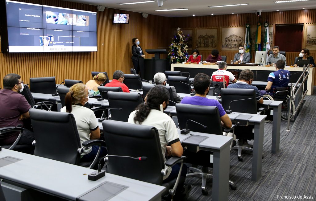 Acessibilidade com foco no Plano Diretor é debatida em comissão da Câmara de Natal (RN)