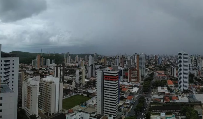 O tempo esfriou em Natal (RN)