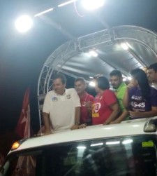Prefeito de Parelhas (RN) sai no tapa com Ex-Vereador que empurrou sua esposa; vÃdeo