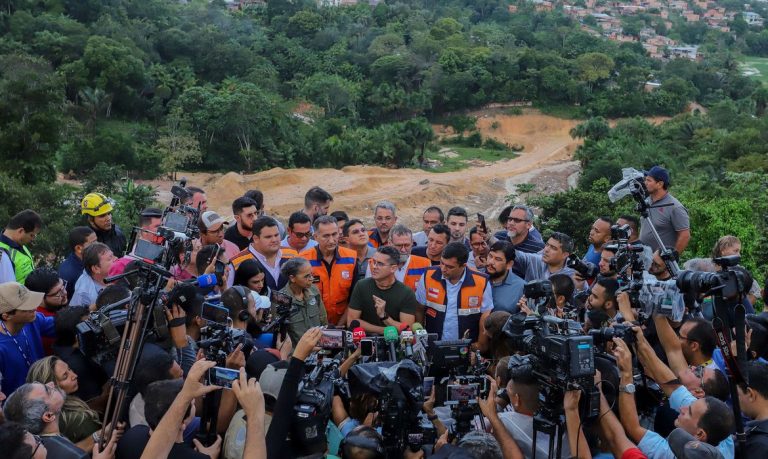 Governo estuda decretar emergÃªncia climÃ¡tica permanente em mil cidades