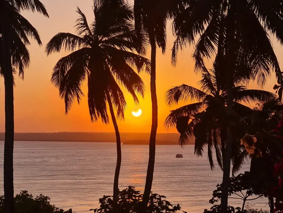 Eclipse solar: veja FOTOS de como foi o fenômeno em Natal e região