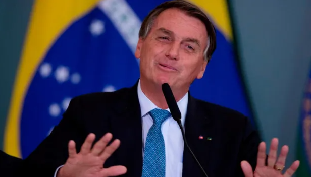 ImplacÃ¡vel: AtÃ© para ir Ã  posse de Milei, Bolsonaro teve que pedir a Moraes