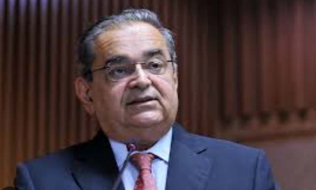Maior liderança de Natal (RN) é Ãlvaro Dias, aponta pesquisa
