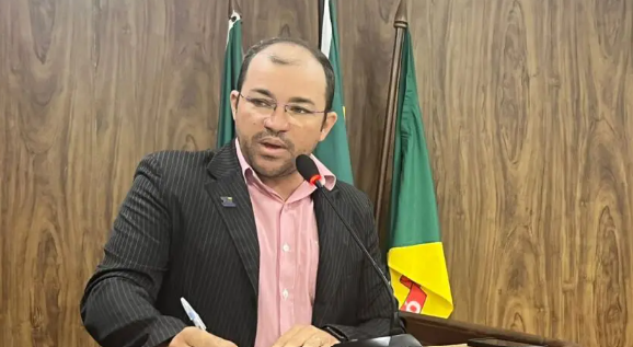 Vereador Alisson Jackson responde a denÃºncias de Max Azevedo contra Dr. Judas Tadeu