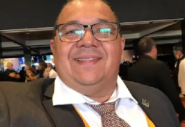 Prefeito de João Câmara compra 15.300 caixas de luvas descartáveis por R$ 526 mil