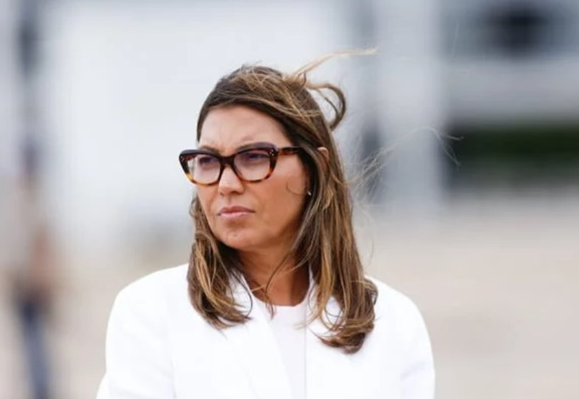 Natália Bonavides quer distância de Janja em Natal (RN)