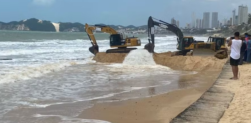 Obra de engorda de Ponta Negra segue paralisada após duas semanas