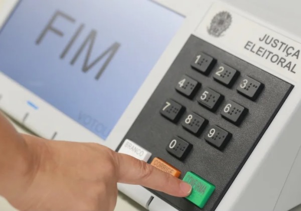 Eleições municipais não terão voto em trânsito