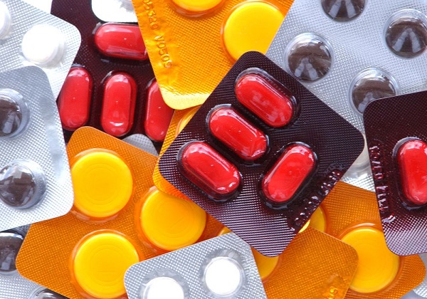 Projeto que isenta medicamentos do imposto de importaÃ§Ã£o vai Ã  sanÃ§Ã£o