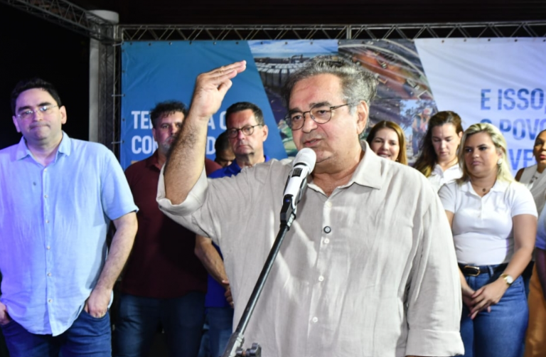 Prefeito Ãlvaro Dias inaugura o novo Complexo TurÃstico da Redinha