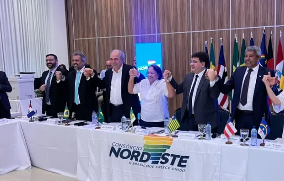 FÃ¡tima Bezerra foi pra fora