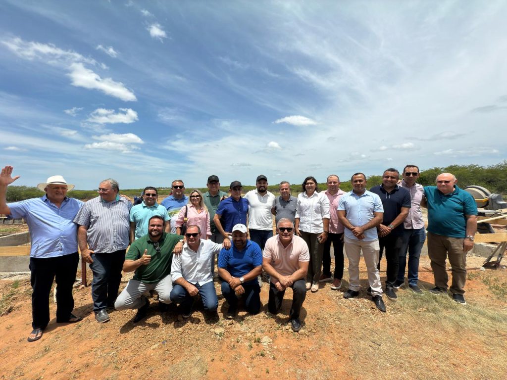 Senador Rogério Marinho visita ao lado prefeito Dr. Tadeu e seu vice Toinho, obras do CISCOM e Loteamento Wilma de Faria