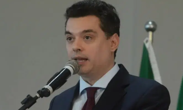 Walter Alves representa FÃ¡tima Bezerra na abertura dos trabalhos da ALRN e defende diÃ¡logo por soluÃ§Ãµes para o estado