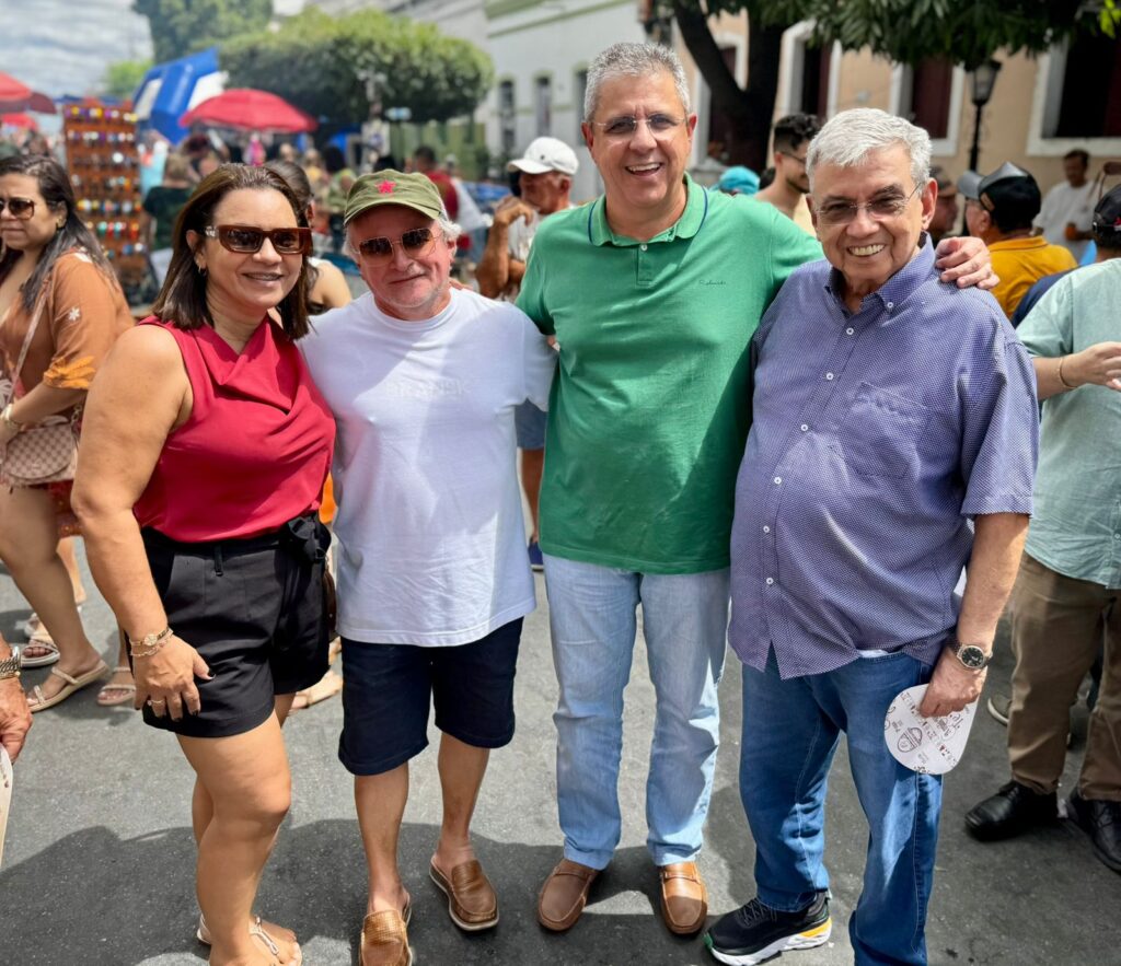 Garibaldi Filho e Sancler participam de Feirinha de SantâAna em Caicó