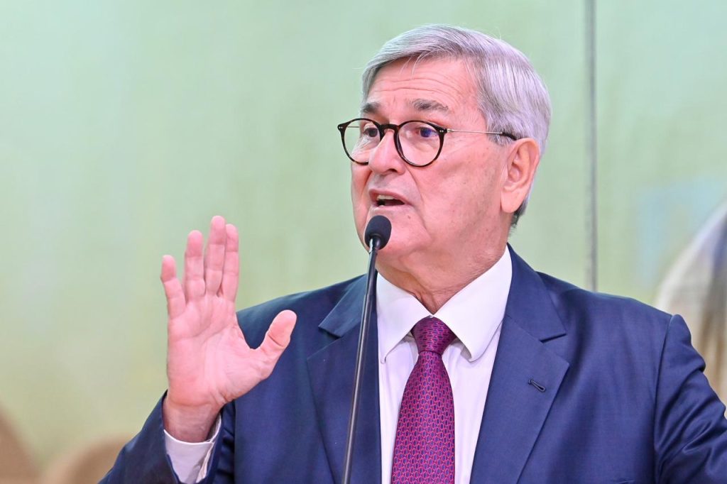 COLAPSO NA SAÃDE: deputado Tomba Farias convoca classe polÃ­tica para encampar a campanha âSOS WALFREDOâ