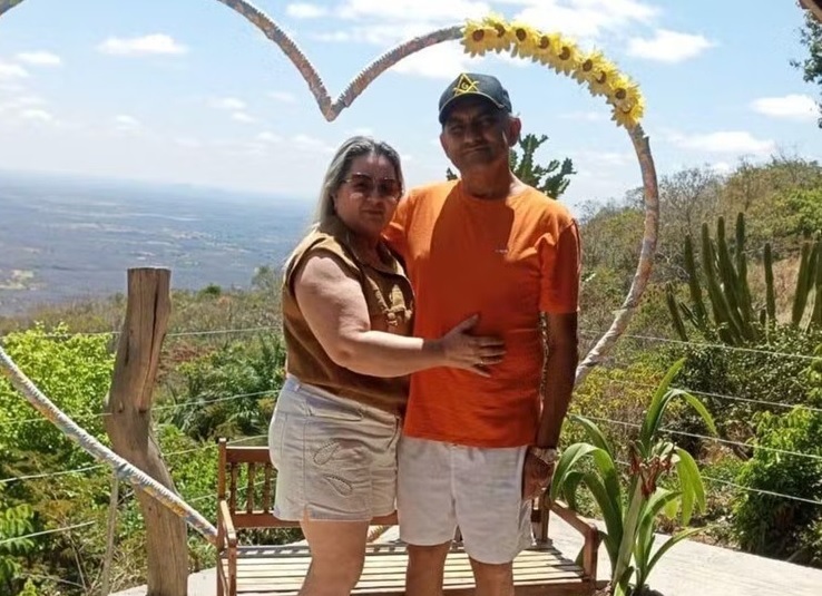 Casal morre apÃ³s carros baterem de frente no interior do RN