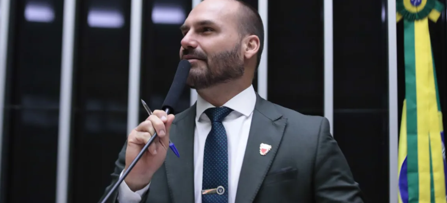 Oposição prepara recurso contra impedimento de Eduardo Bolsonaro