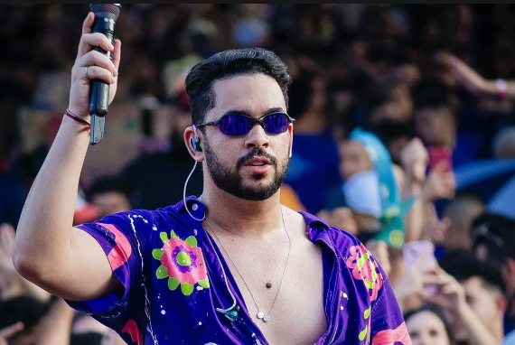 Prefeito de CaicÃ³ anuncia primeira atraÃ§Ã£o do Carnaval 2026: Henry Freitas