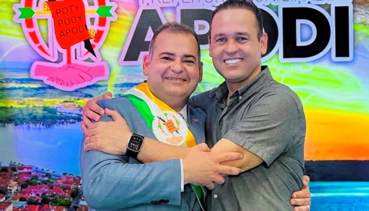 Prefeito de Apodi nomeia irmÃ£o para cargo na gestÃ£o: âtudo vai ficando em famÃ­liaâ