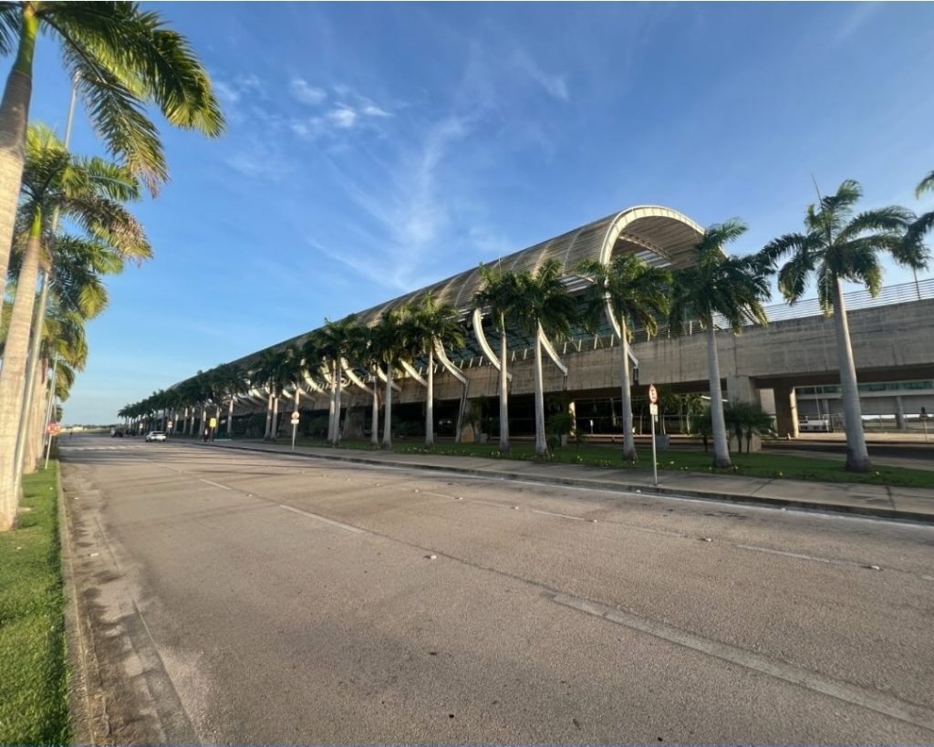 Suspeita de bomba fecha aeroporto e faz avião da Azul sobrevoar o Seridó por vários minutos