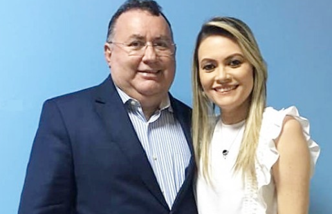 Dr Bernardo joga xadrez, muda de partido e transforma a polÃtica em negócio