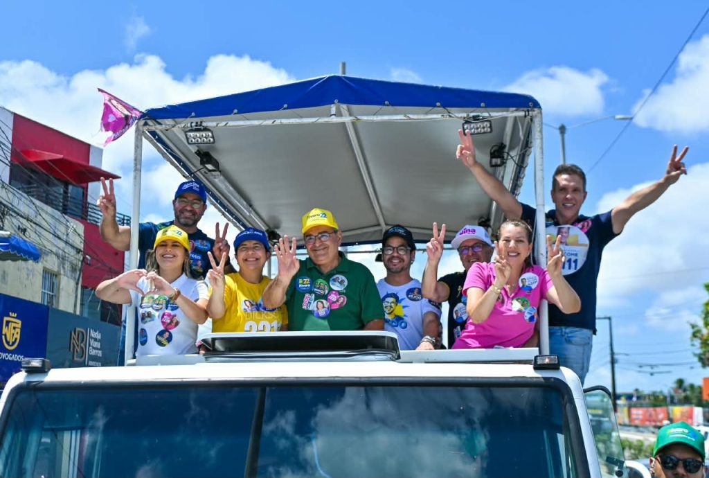 Caravana 22 reúne Ãlvaro Dias, Paulinho Freire, Styvenson e lideranças em grande mobilização na Zona Norte de Natal
