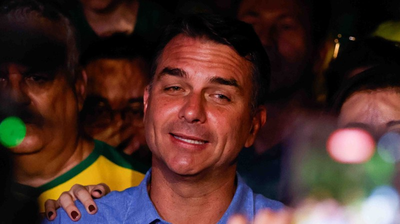EFEITO FLÃVIO: Queda dos juros após 1º turno pode gerar economia de R$ 66 bilhões para o governo