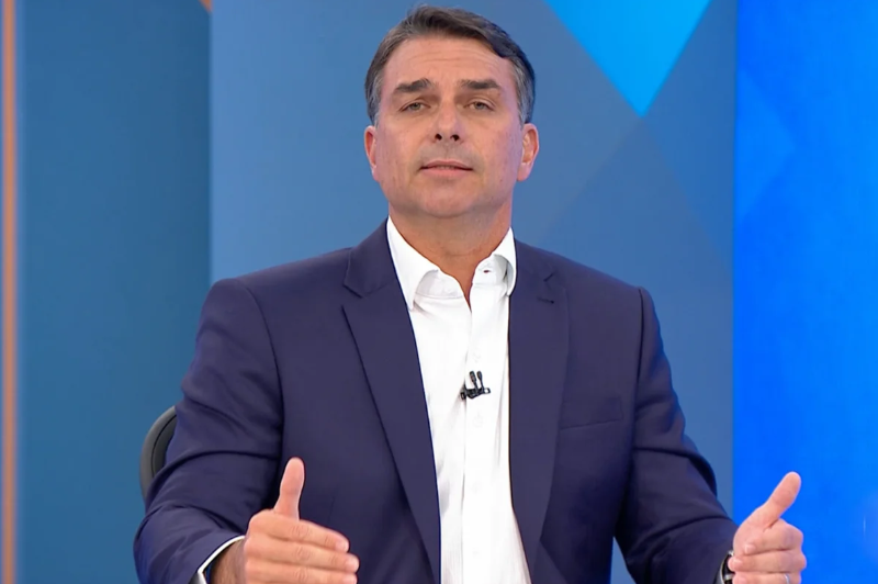 Globo afirma que almoÃ§o com FlÃ¡vio nÃ£o teve representantes do Jornalismo